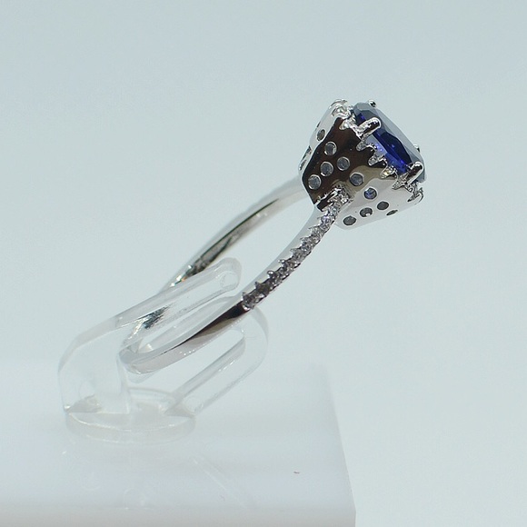 925 Sterling Silver Oval Tanzanite Halo CZ Ring - Picture 4 of 6